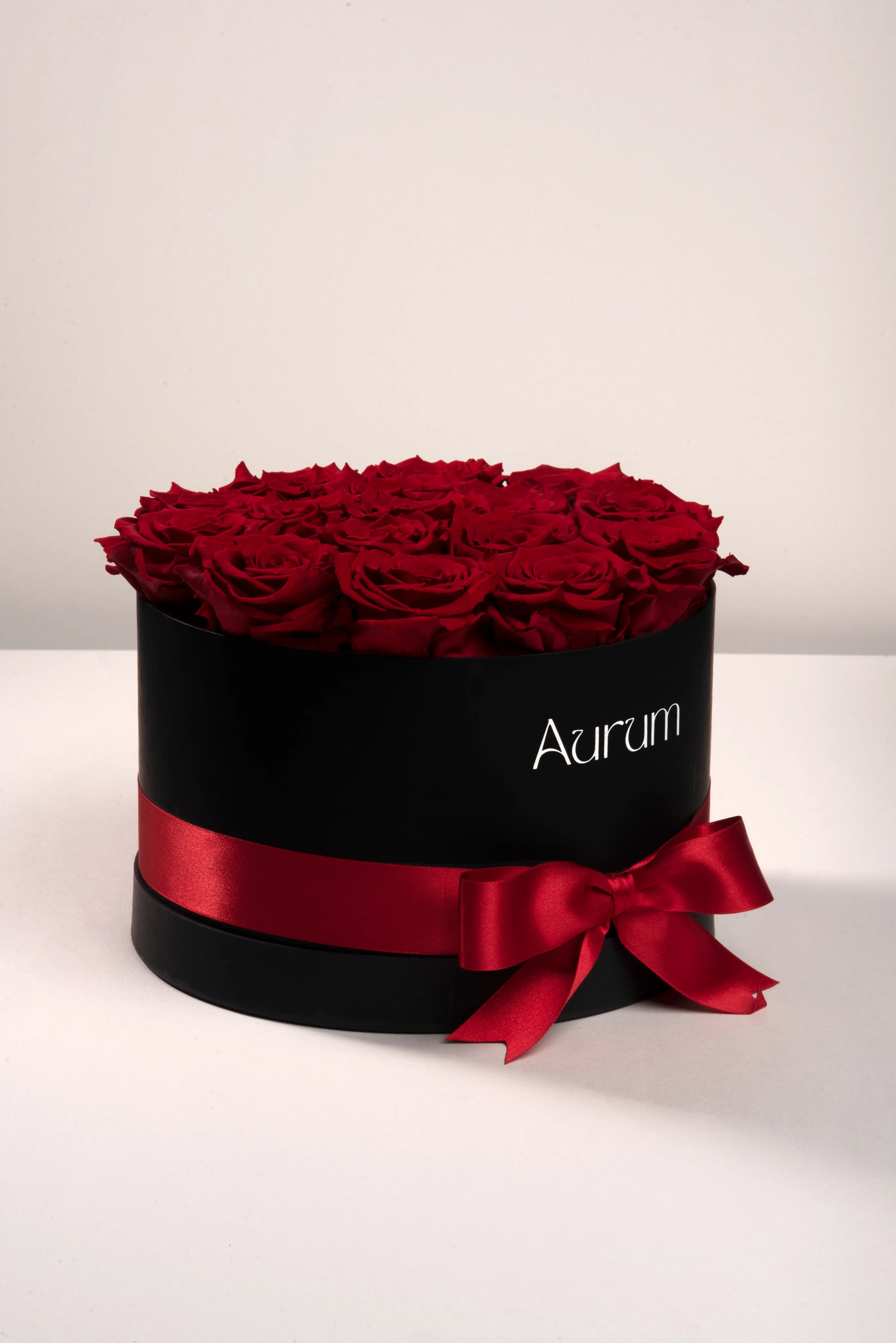 Deluxe Box 16 Roses Aurum Flowers