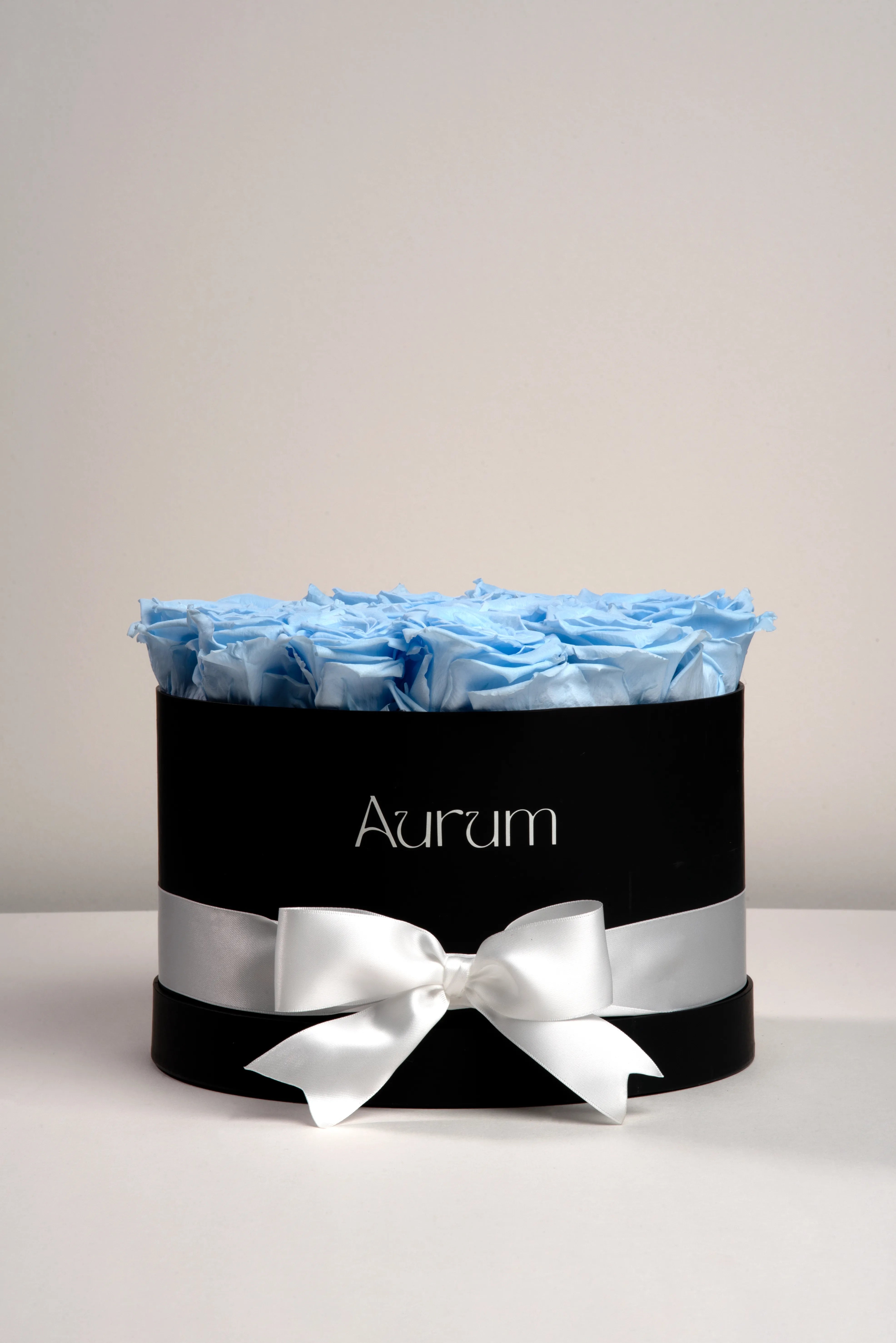 Deluxe Box 16 Roses Aurum Flowers